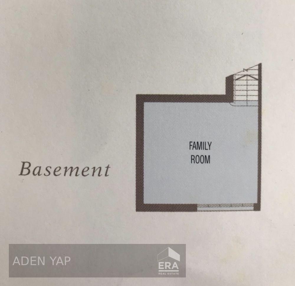 Beautifully Renovated Terrace With Unblock Greenery View