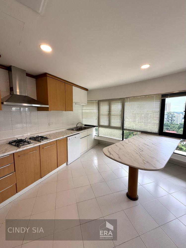 Prop-GPT: Condominium: D10  The Draycott