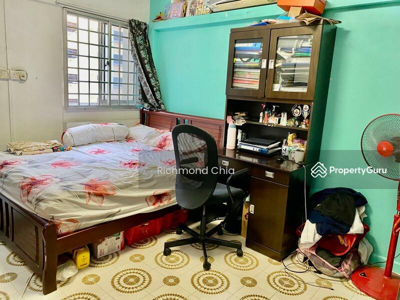 804 King George's Avenue