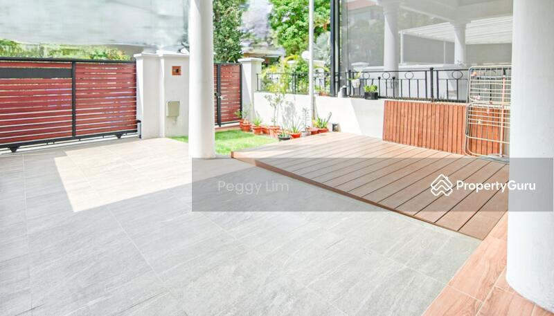 Renovated 3-Storey Terrace At Kew Crescent