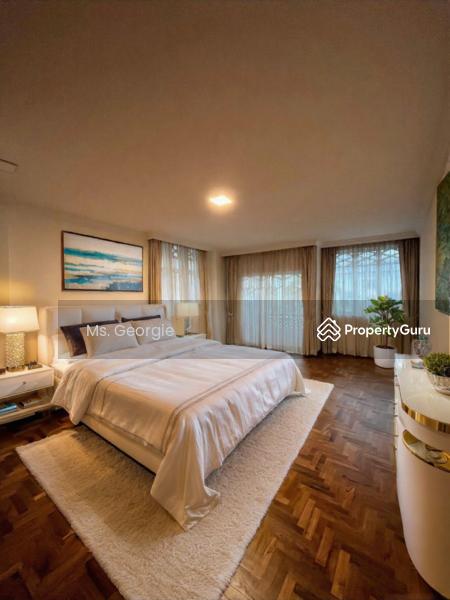 District 16 Landed House. Minutes to Upcoming MRT