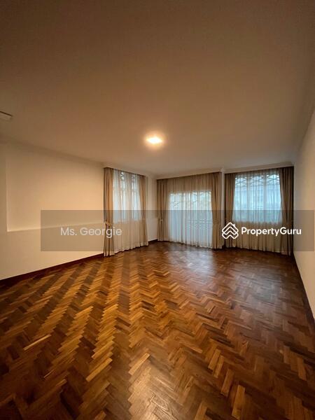 District 16 Landed House. Minutes to Upcoming MRT