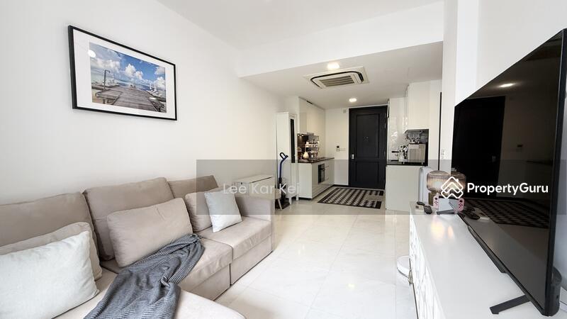 Prop-GPT: Condominium: D09 Cairnhill 1919