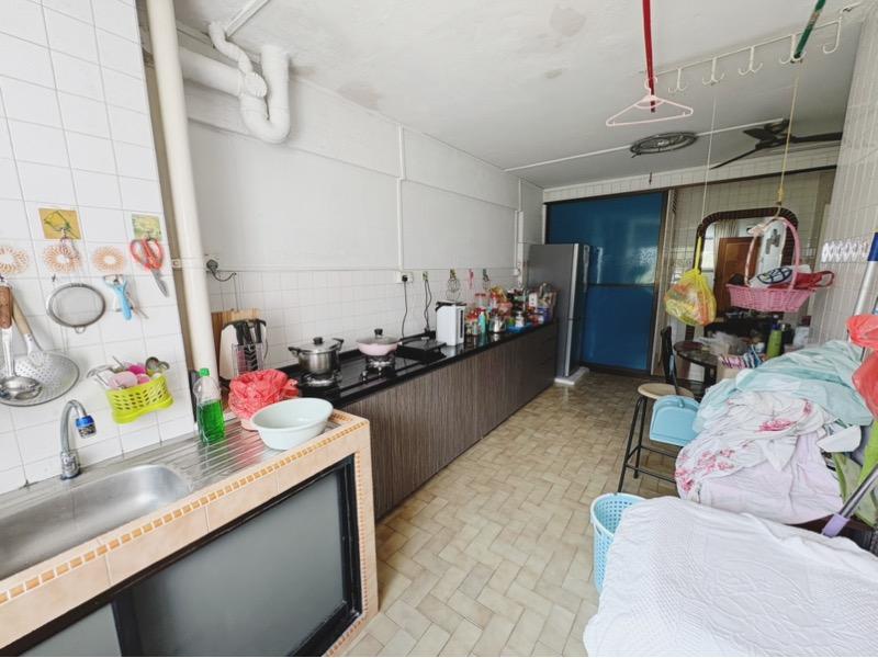 117 Yishun Ring Road HDB Apartment For Sale, $415,000, 2 Bed 2 Bath 796 sqft $521.00 psf