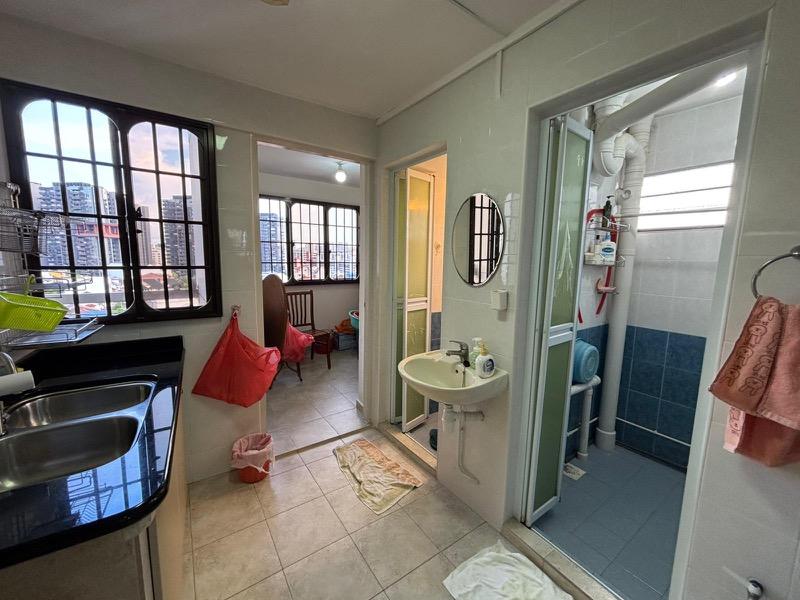 25 Sin Ming Road HDB Apartment For Sale, $530,000, 3 Bed 2 Bath 947 sqft $560.00 psf