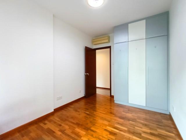 The Yardley Condominium For Sale, $2,680,000, 4 Bed 3 Bath 1,302 sqft $2,058.00 psf