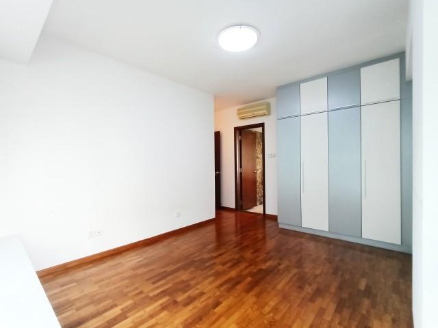 The Yardley Condominium For Sale, $2,680,000, 4 Bed 3 Bath 1,302 sqft $2,058.00 psf