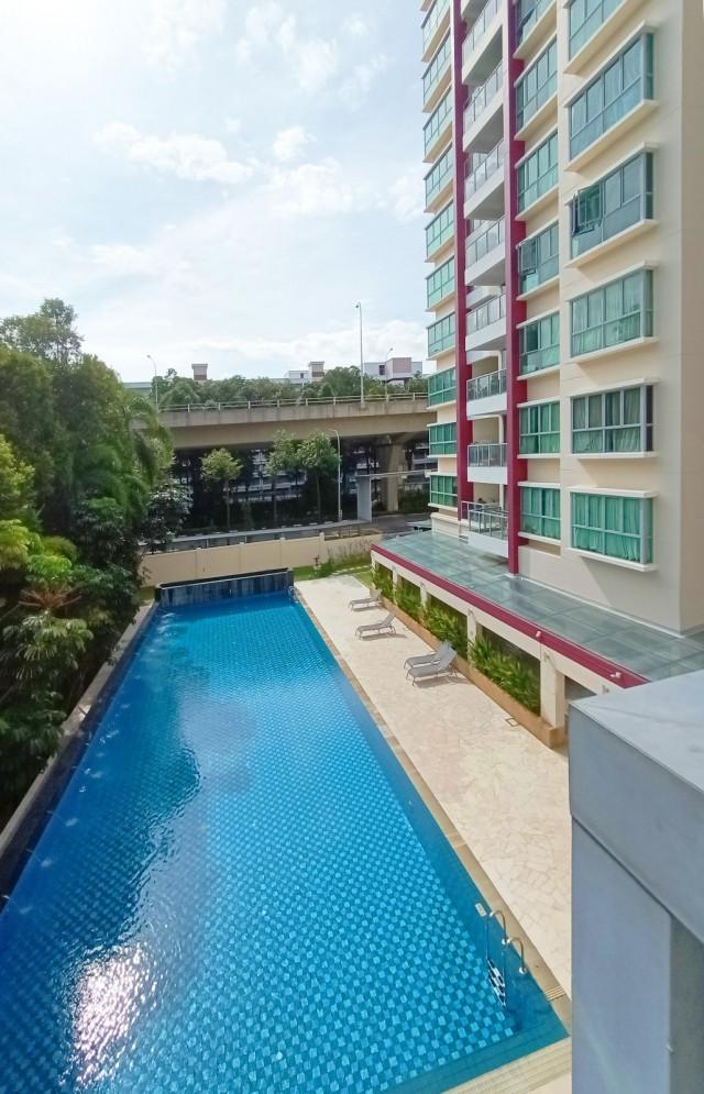 The Yardley Condominium For Sale, $2,680,000, 4 Bed 3 Bath 1,302 sqft $2,058.00 psf