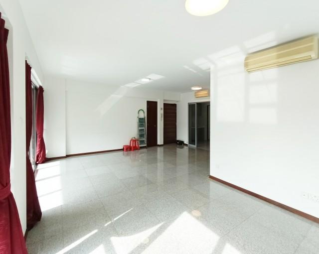 The Yardley Condominium For Sale, $2,680,000, 4 Bed 3 Bath 1,302 sqft $2,058.00 psf