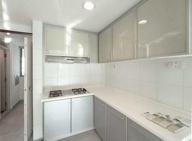 The Yardley Condominium For Sale, $2,680,000, 4 Bed 3 Bath 1,302 sqft $2,058.00 psf