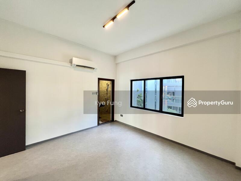 Tanjong Katong Road Walk-up Apartment- 1min to KINEX