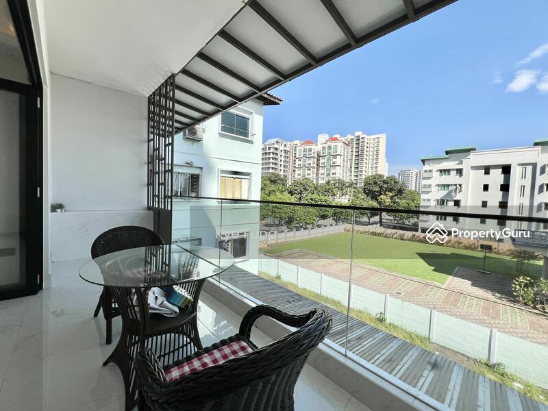 Tanjong Katong Road Walk-up Apartment- 1min to KINEX