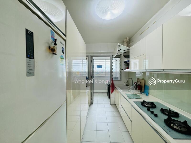 424D Yishun Avenue 11