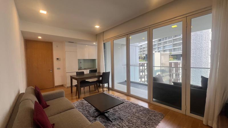 The Peak @ Cairnhill II Condominium For Sale, $3,332,641, 2 Bed 2 Bath 904 sqft $3,687.00 psf