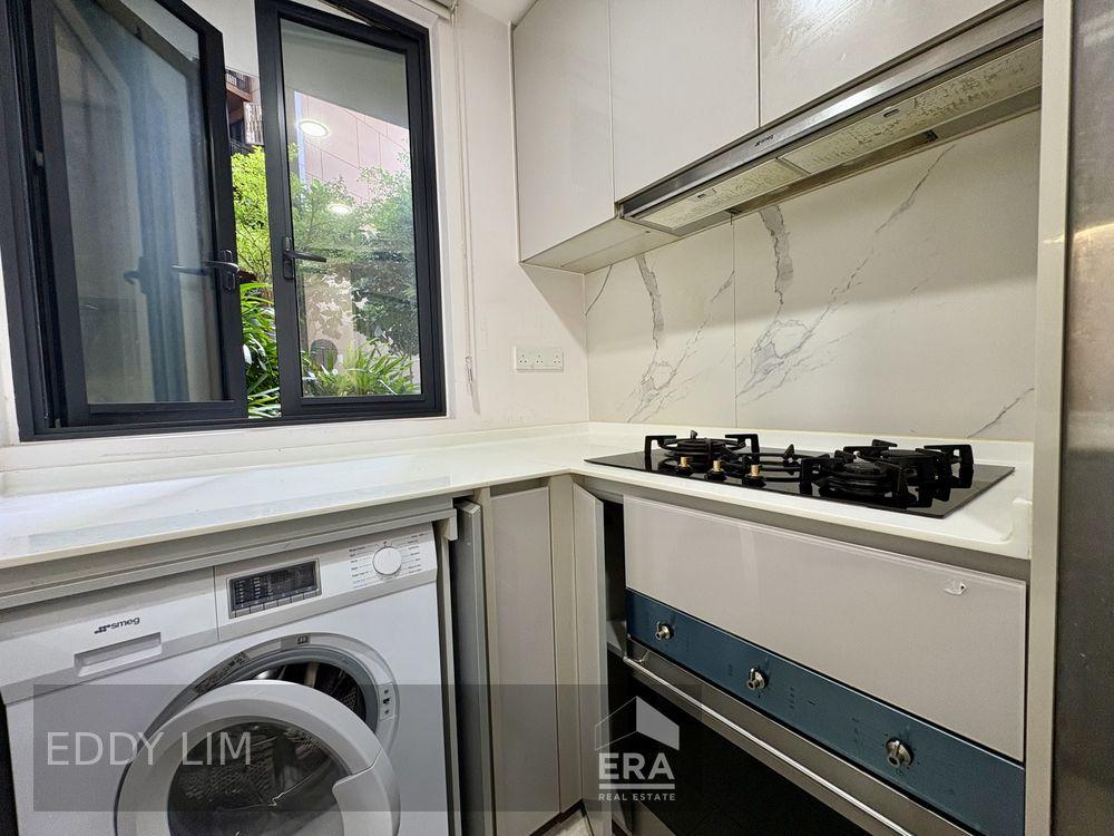 Prop-GPT: Condominium: D14 Eunos Parc Esta