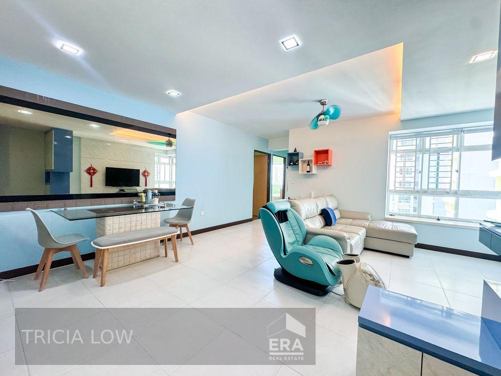 Prop-GPT: HDB - 3 room: D28 Seletar Fernvale Road, Seletar, Singapore, D28, 792411: Sgd 650,000