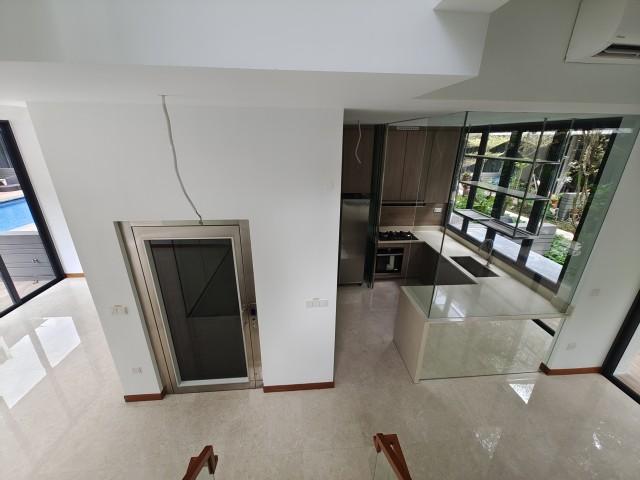 Alana Terraced House For Sale, $4,318,7483,563 sqft $1,212.00 psf