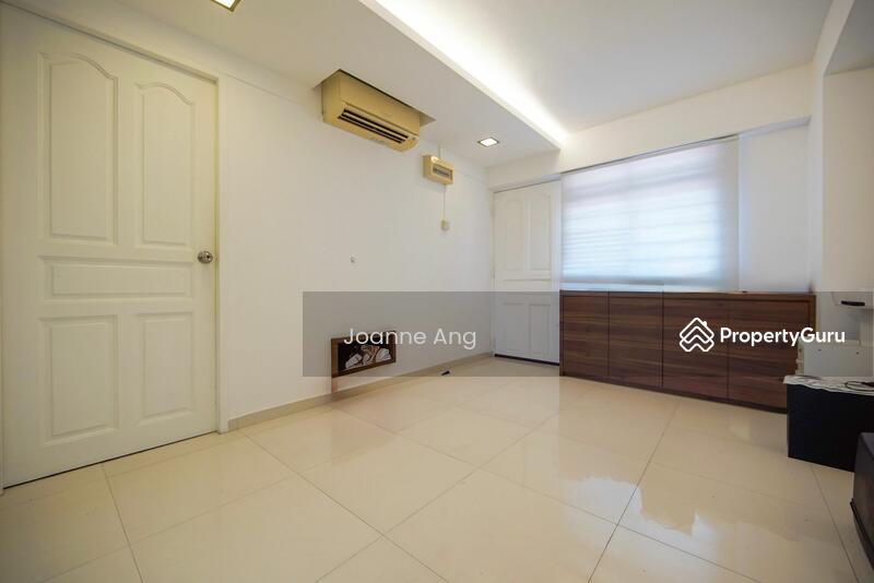 Prop-GPT: HDB Flat: D10  8 Empress Road