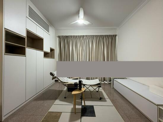 Prop-GPT: Condominium: D19  Rivervale Crest