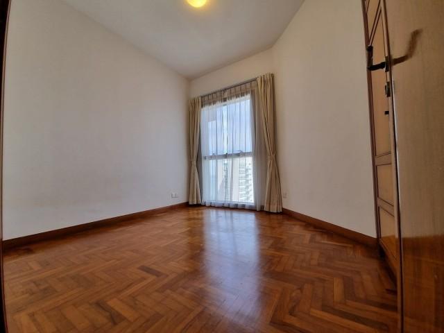 Prop-GPT: Condominium: D16 Bayshore The Bayshore