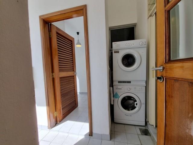 The Bayshore Condominium For Sale, $2,400,0001,432 sqft $1,676.00 psf