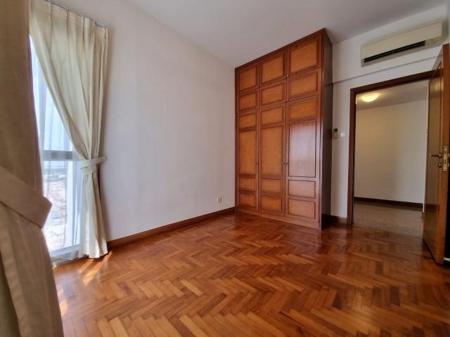 The Bayshore Condominium For Sale, $2,400,0001,432 sqft $1,676.00 psf