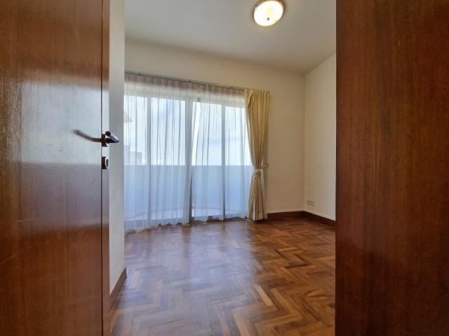 The Bayshore Condominium For Sale, $2,400,0001,432 sqft $1,676.00 psf