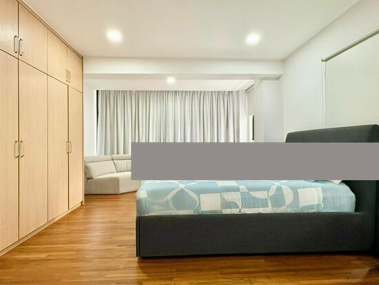 The Dairy Farm Condominium For Sale, $3,700,000, 4 Bed 3 Bath 2,142 sqft $1,727.00 psf