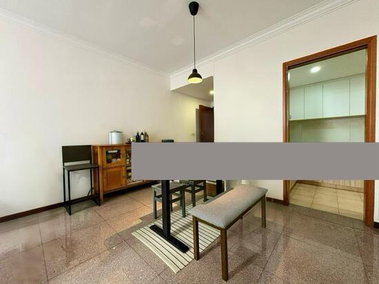 Prop-GPT: Condominium: D19  Rivervale Crest
