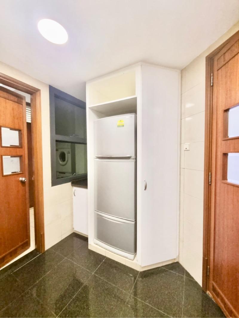 River Place Condominium For Sale, $4,000,000, 4 Bed 3 Bath 2,067 sqft $1,935.00 psf