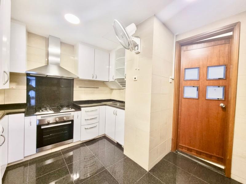 River Place Condominium For Sale, $4,000,000, 4 Bed 3 Bath 2,067 sqft $1,935.00 psf