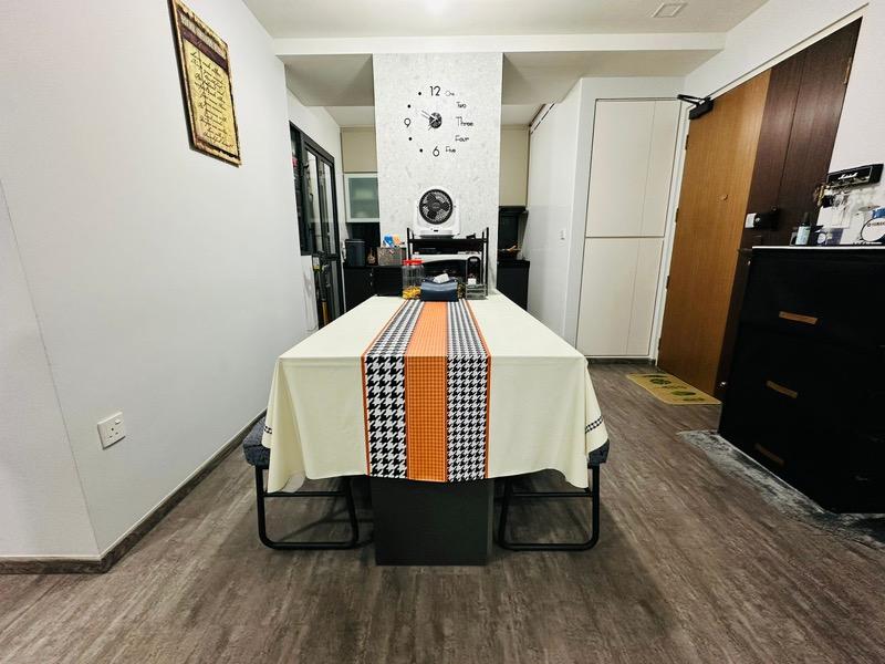 94 Dawson Road HDB Apartment For Sale, $950,000, 2 Bed 2 Bath 667 sqft $1,424.00 psf