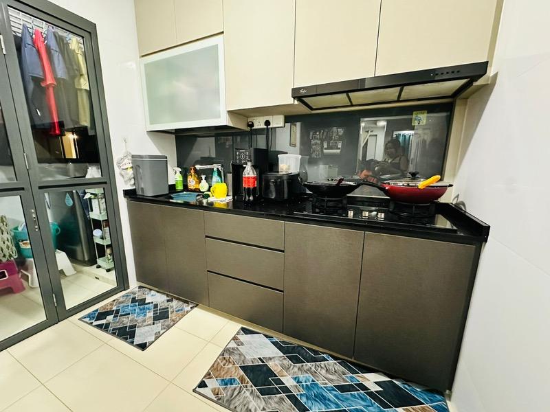 94 Dawson Road HDB Apartment For Sale, $950,000, 2 Bed 2 Bath 667 sqft $1,424.00 psf