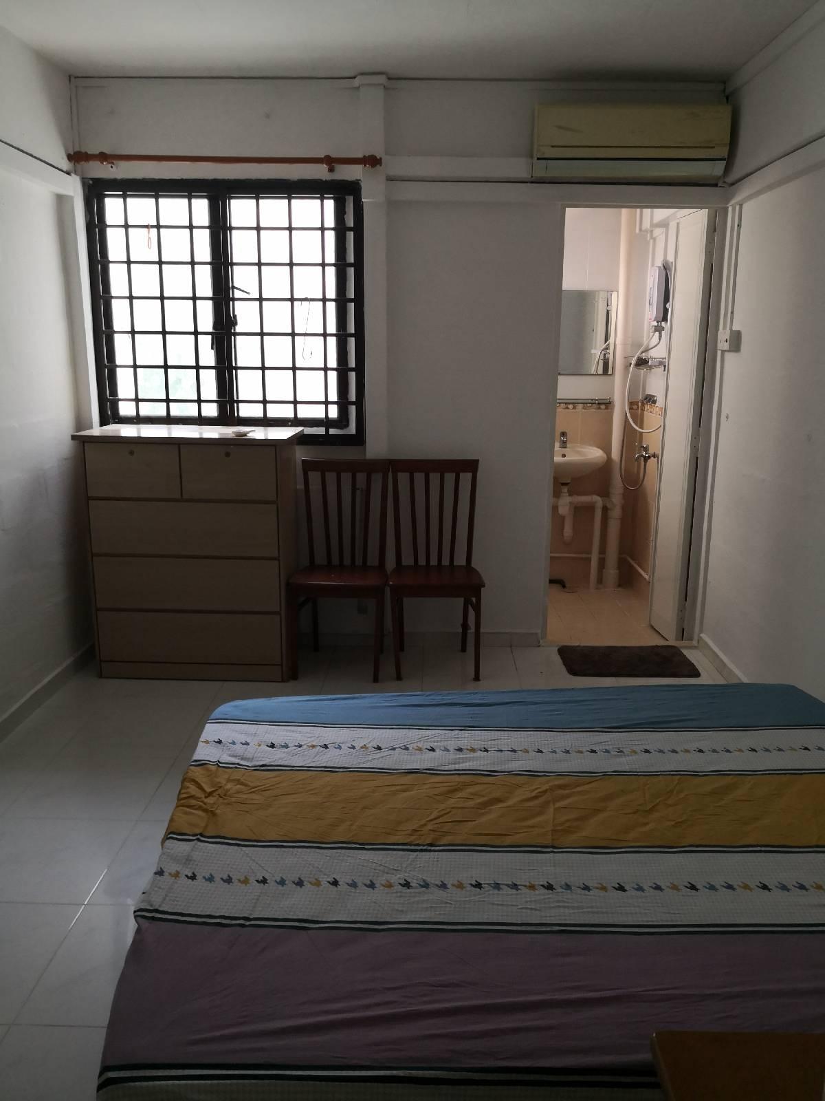 704 Yishun Avenue 5 HDB Apartment For Sale, $450,000, 2 Bed 2 Bath 732 sqft $615.00 psf