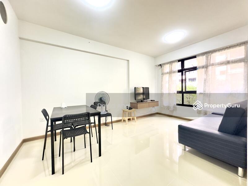 Prop-GPT: HDB Flat: D28 Seletar 455B Sengkang West Avenue