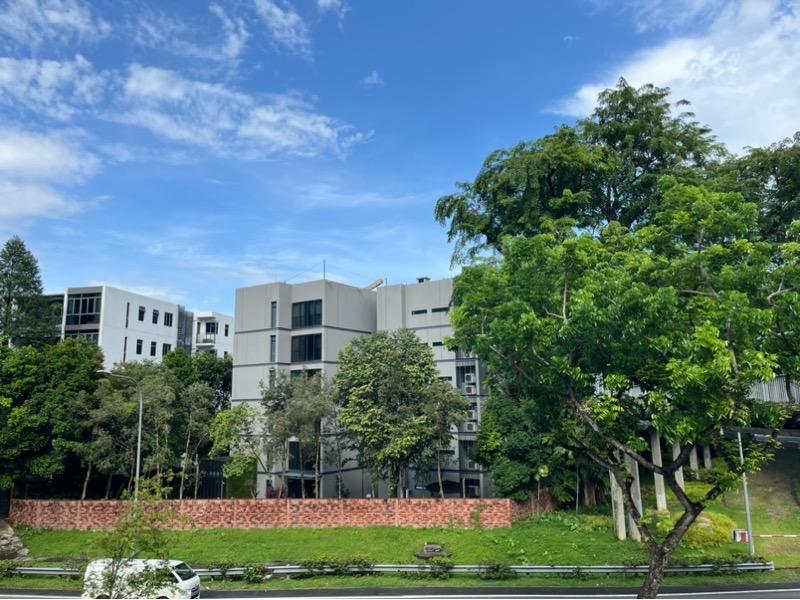 Hijauan Apartment For Sale, $2,400,000, 2 Bed 2 Bath 1,001 sqft $2,398.00 psf