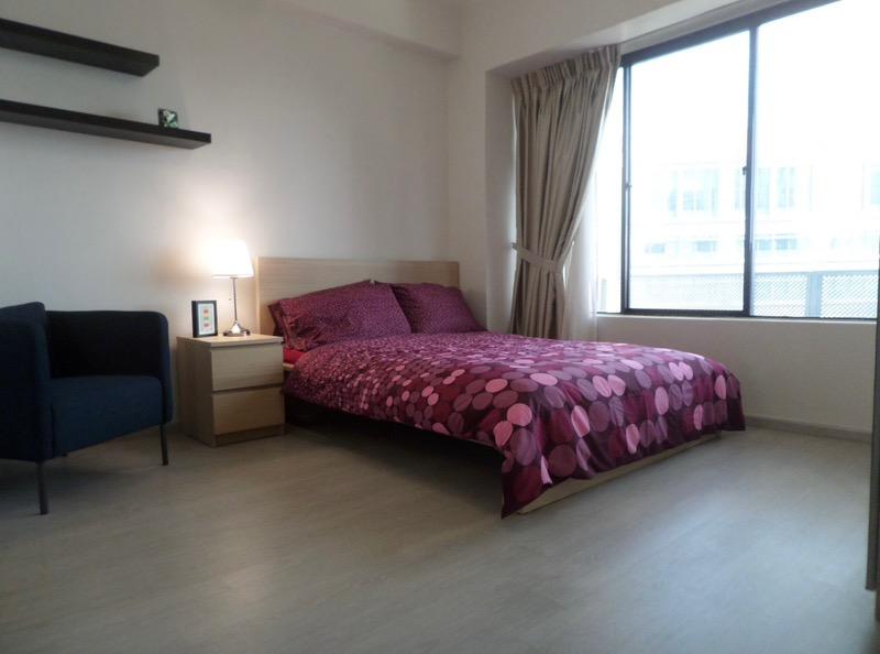 International Plaza Apartment For Sale, $1,510,000, 3 Bed 3 Bath 1,033 sqft $1,462.00 psf