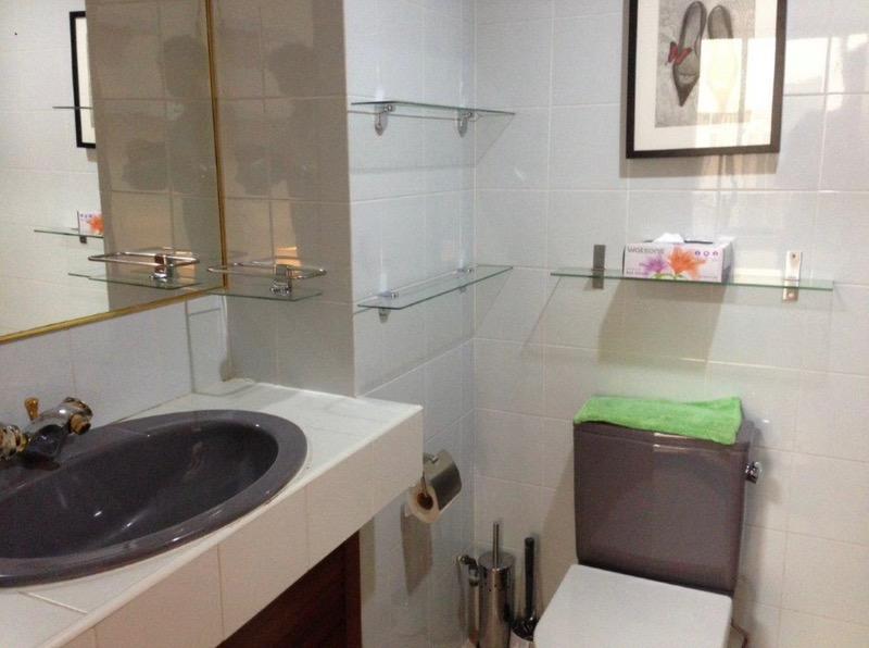 International Plaza Apartment For Sale, $1,890,000, 4 Bed 3 Bath 1,604 sqft $1,178.00 psf