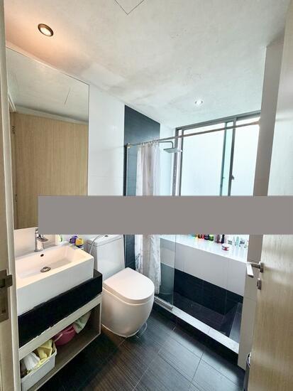 Newton Edge Condominium For Sale, $1,599,900, 2 Bed 1 Bath 700 sqft $2,286.00 psf