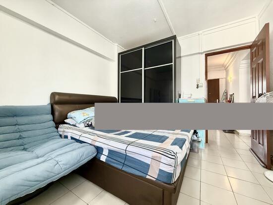 407 Fajar Road HDB Apartment For Sale, $499,999, 3 Bed 2 Bath 904 sqft $553.00 psf