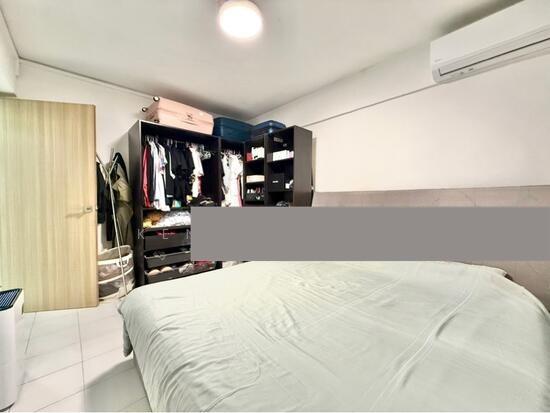 215 Serangoon Avenue 4 HDB Apartment For Sale, $599,999, 3 Bed 2 Bath 96 sqft $6,250.00 psf