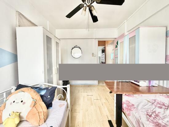 427 Yishun Avenue 11 HDB Apartment For Sale, $540,000, 3 Bed 2 Bath 1,119 sqft $483.00 psf