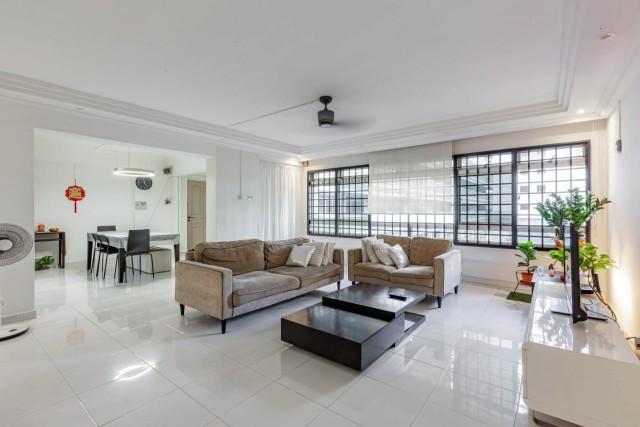 230 Pasir Ris Street 21 HDB Apartment For Sale, $7,100,0004 Bath 11 sqft $645,455.00 psf