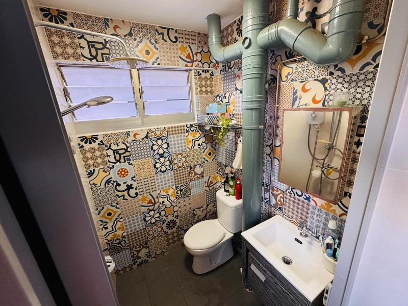 124 Serangoon North Avenue 1 HDB Apartment For Sale, $560,000, 2 Bed 2 Bath 721 sqft $777.00 psf