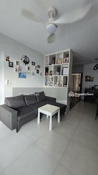 Prop-GPT: HDB Flat: D03  50 Strathmore Avenue