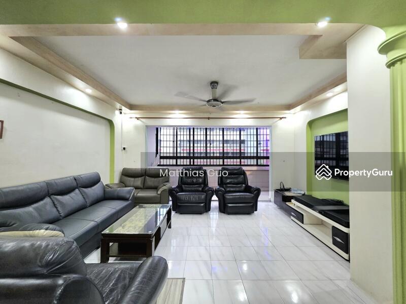 Prop-GPT: HDB Flat: D22 Boon Lay 405 Jurong West Street 42