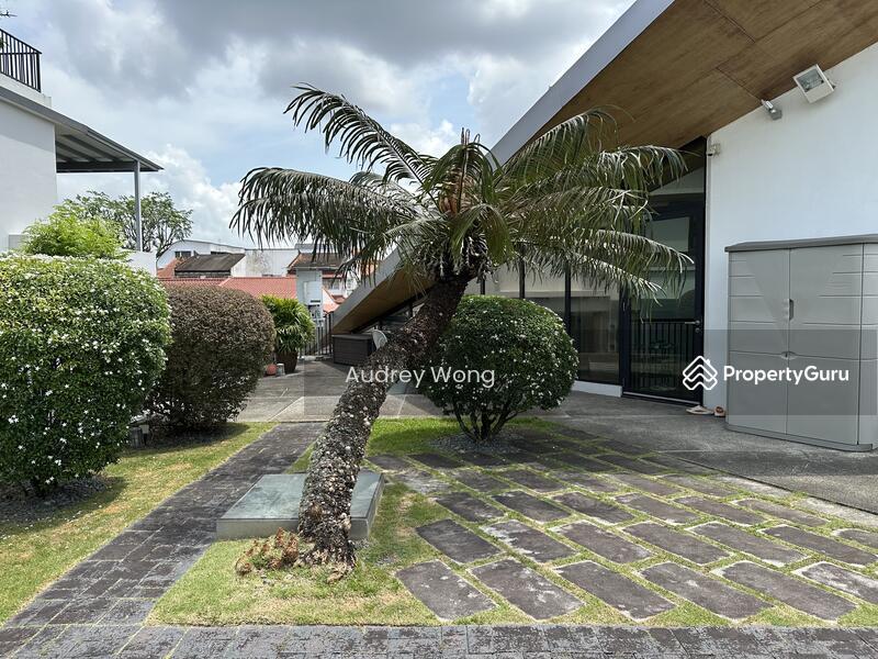 Designer Semi-D@ Serangoon, Li Hwan, Tai Hwan Heights. Walk to MRT!