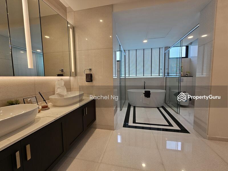 Orchard Road Luxury 5300sf Park 2-3 Cars