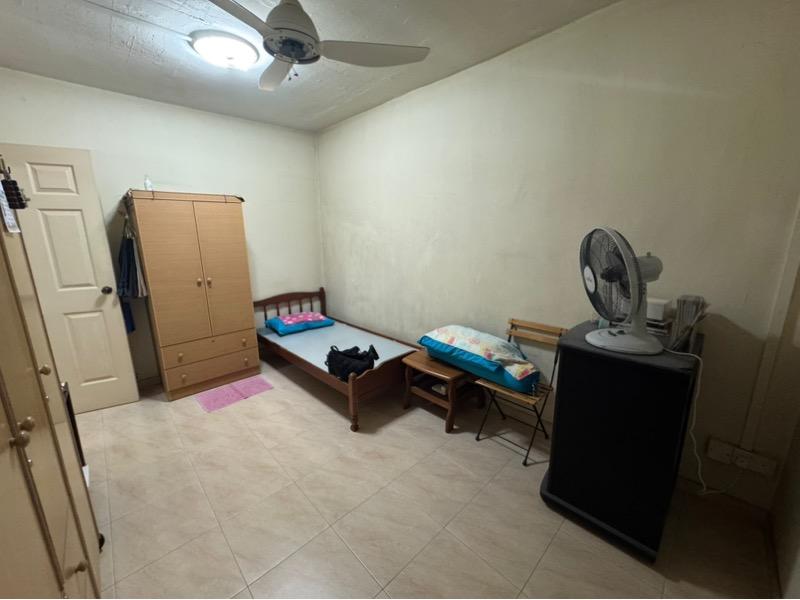 313 Jurong East Street 32 HDB Apartment For Sale, $450,000, 2 Bed 2 Bath 796 sqft $565.00 psf