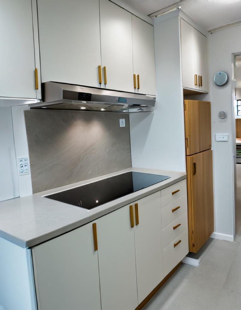 82 Commonwealth Close HDB Apartment For Sale, $362,000, 2 Bed 2 Bath 645 sqft $561.00 psf